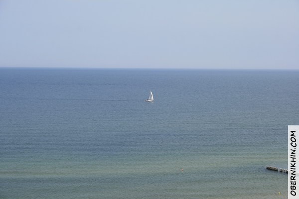 Белеет парус одинокий