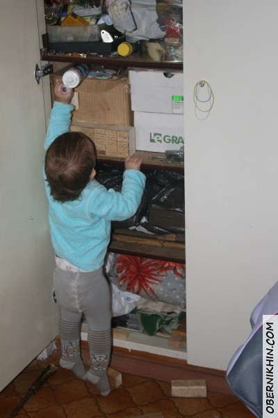 Очень манит дедовский шкаф Очень манит дедовский шкаф