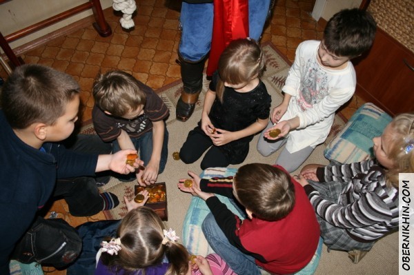 Делят Сокровища!!!