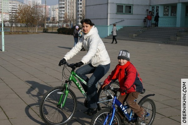 Около Сашиной школы