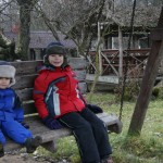 На детской площадке