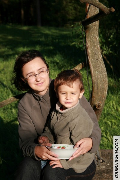 Уговорила покушать