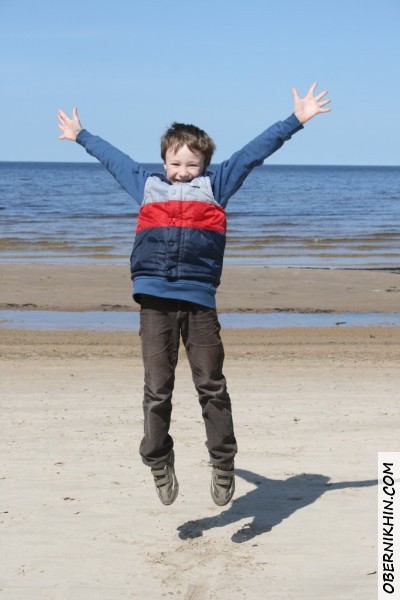 Саша в прыжке