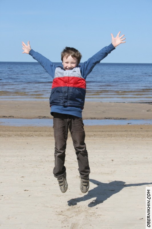 Саша в прыжке