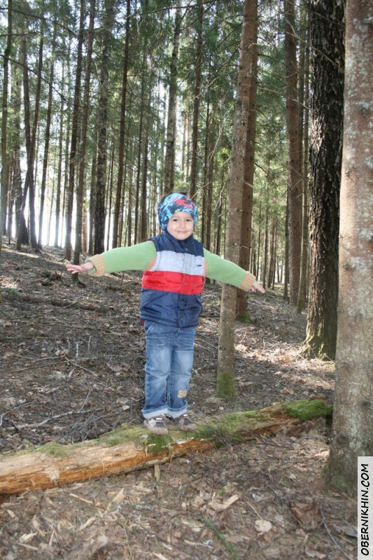 Мы с Петькой ждем старших с дистанции