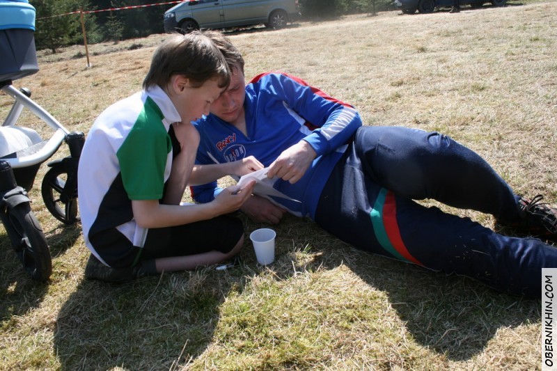 разбирают дистанцию