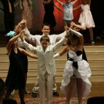 Саша с партнершами :)