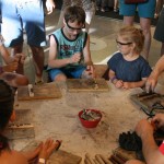 Саша добывает огонь!