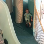 Горка. ОООчень скользкай. наверх забраться тоже по скользкому. Степа мог.