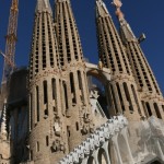 Саграда снаружи